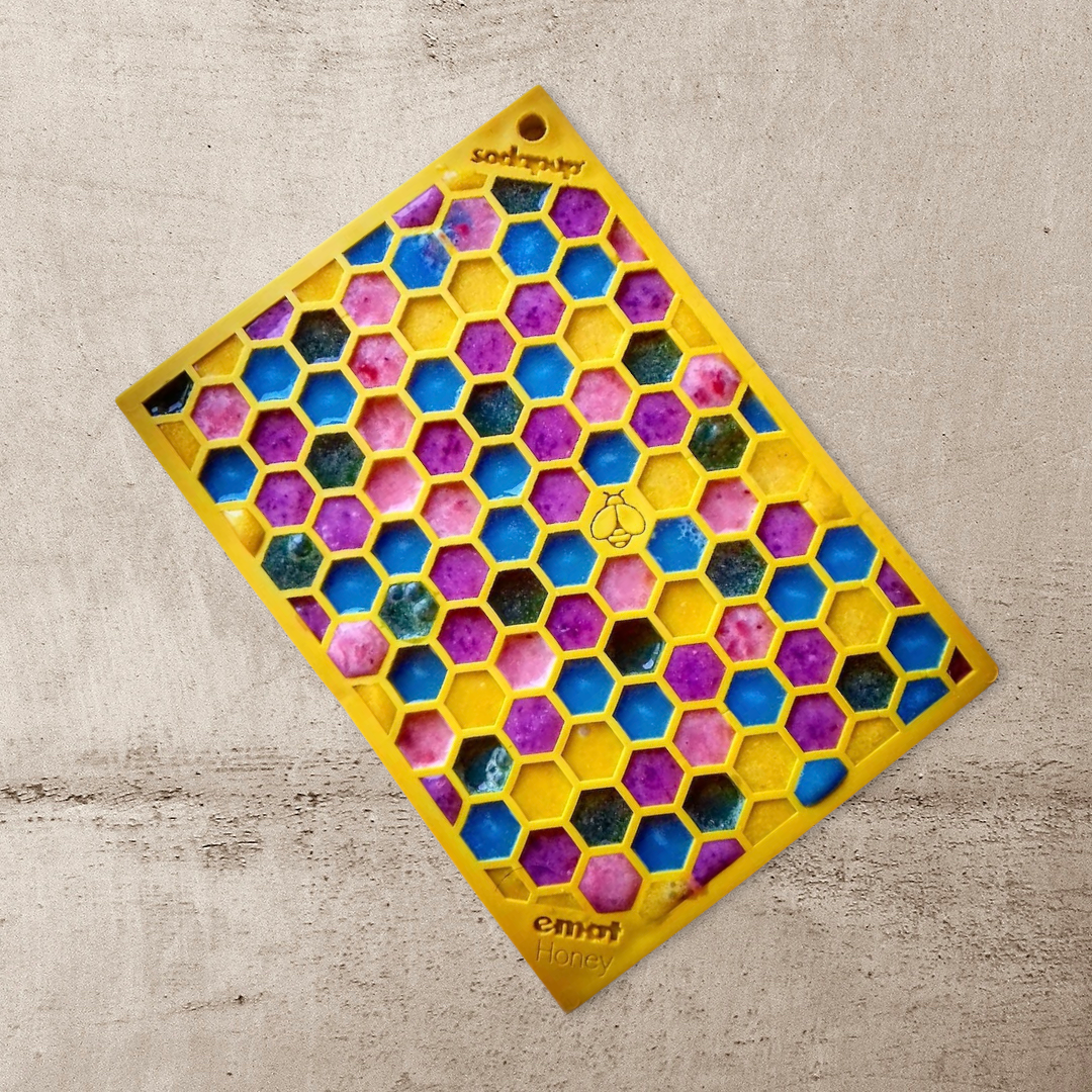 SodaPup Flower Power & Honeycomb Small Dog Lick Mat Bundle | 2-Pack Puppies Cats