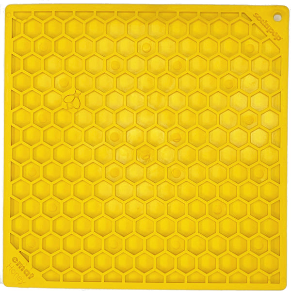 https://sodapup.com/cdn/shop/products/sodapup-true-dogs-llc-lick-mat-honeycomb-e-mat-large-yellow-new-honeycomb-design-emat-enrichment-licking-mat-yellow-large-28911909077126_grande.jpg?v=1637051798